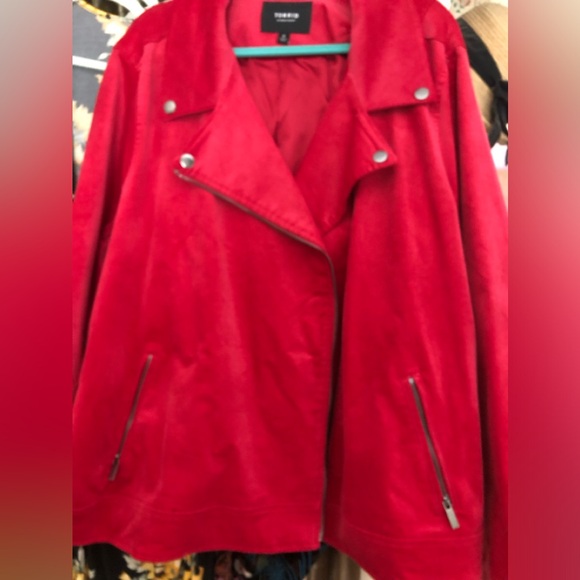 Torrid NWT Velveteen Jester Red Moto Jacket plus size 6x (30) - Picture 5 of 15